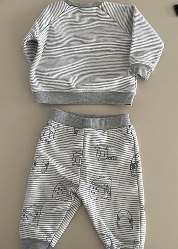 Gri Zebra Desenli Erkek Bebek Takımı - Görsel 4