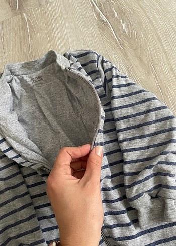 Gri Çizgili Fermuarlı Bebek Tulumu - Görsel 2