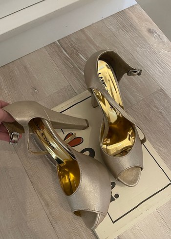 Altın rengi Topuklu Abiye Ayakkabı - Görsel 2