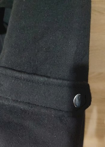 Kuşaklı Siyah Midi Kaban - Görsel 5