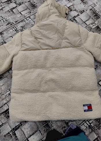 Tommy Jeans Erkek Beyaz Kürklü Mont - Görsel 2