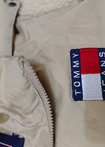 Tommy Jeans Erkek Beyaz Kürklü Mont - Görsel 3