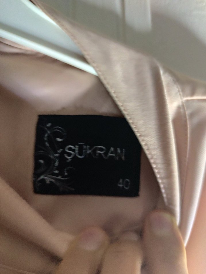 Dantel Detaylı Bej Uzun Kadın Elbise - Görsel 4