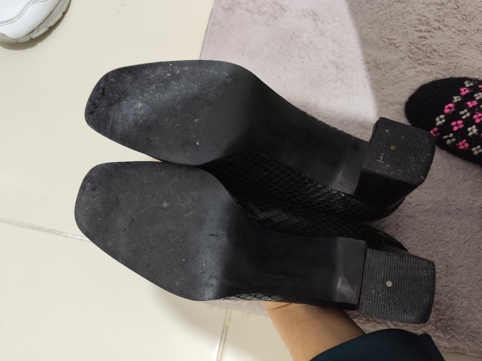 Siyah Yılan Desenli Topuklu Kadın Klasik Ayakkabı - Görsel 4