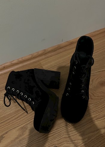 Siyah Süet Platform Topuklu bot - Görsel 2