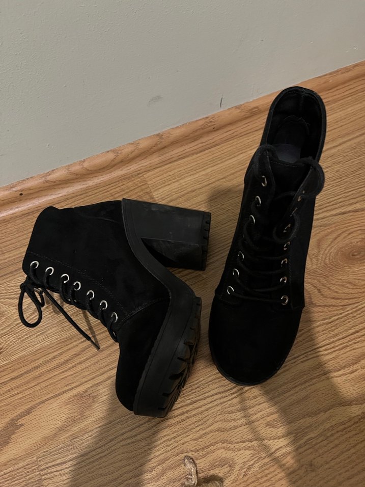 Siyah Süet Platform Topuklu bot - Görsel 4