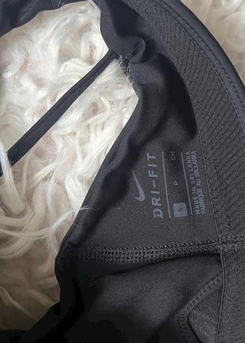 Nike Siyah Spor Sütyeni - Görsel 3