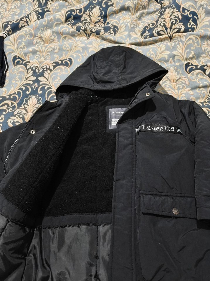 Kapüşonlu Siyah Düğmeli Erkek Çocuk Mont - Görsel 2