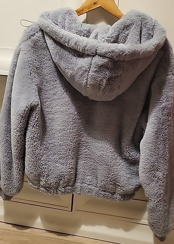 Gri Midi Boy Kapüşonlu Kadın Ceket BERSHKA GRI KÜRK - Görsel 3