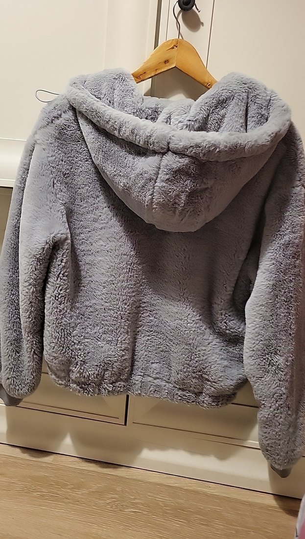 Gri Midi Boy Kapüşonlu Kadın Ceket BERSHKA GRI KÜRK - Görsel 3