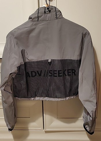 Gri Kısa hologram ceket bershka parlak - Görsel 4