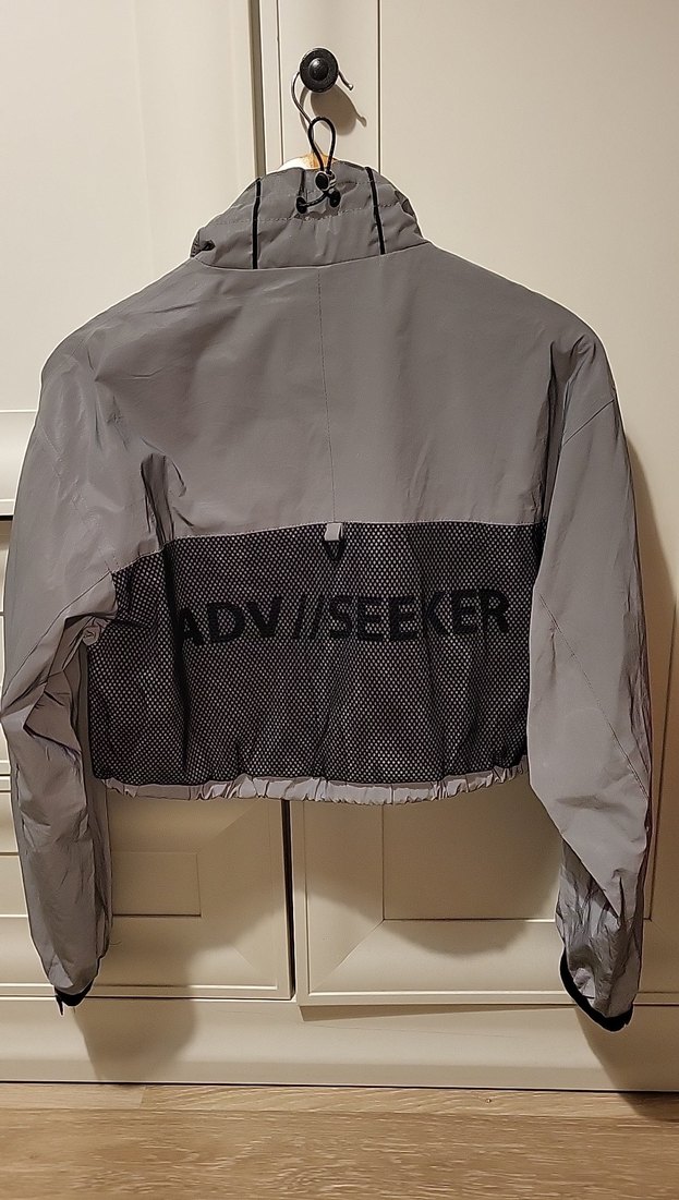 Gri Kısa hologram ceket bershka parlak - Görsel 4