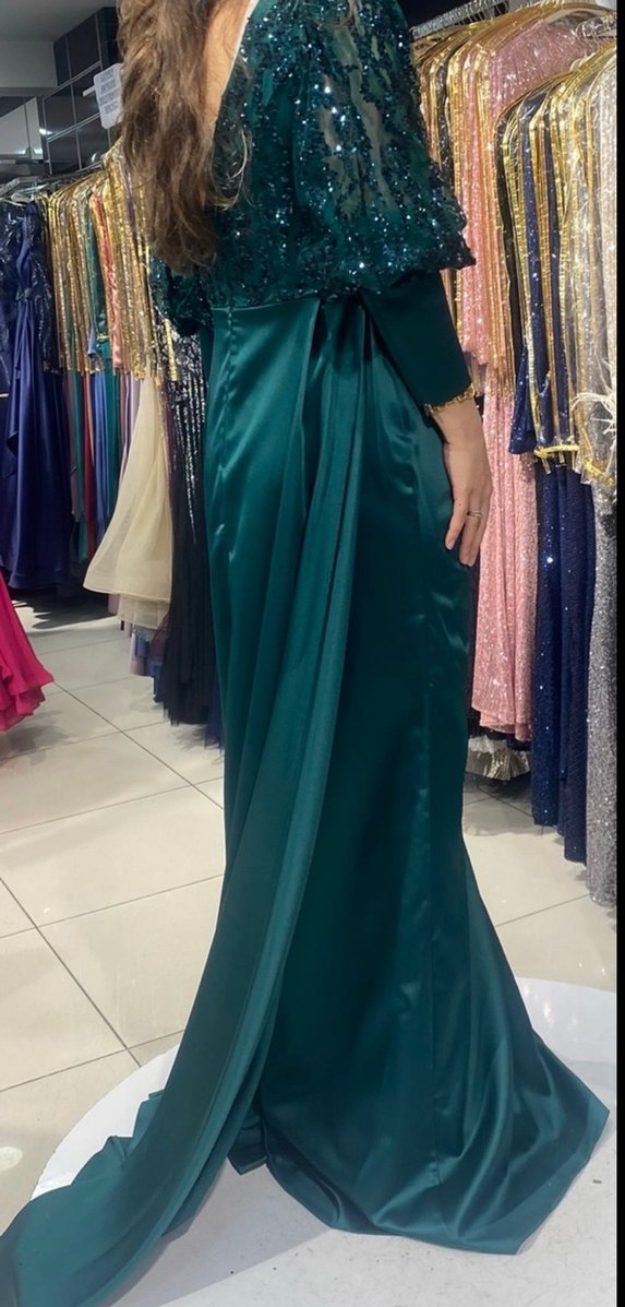 Uzun zümrüt Yeşil Drapeli Abiye Elbise - Görsel 2