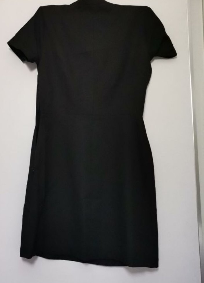 Düğmeli Siyah V Yaka Kadın elbise - Görsel 2