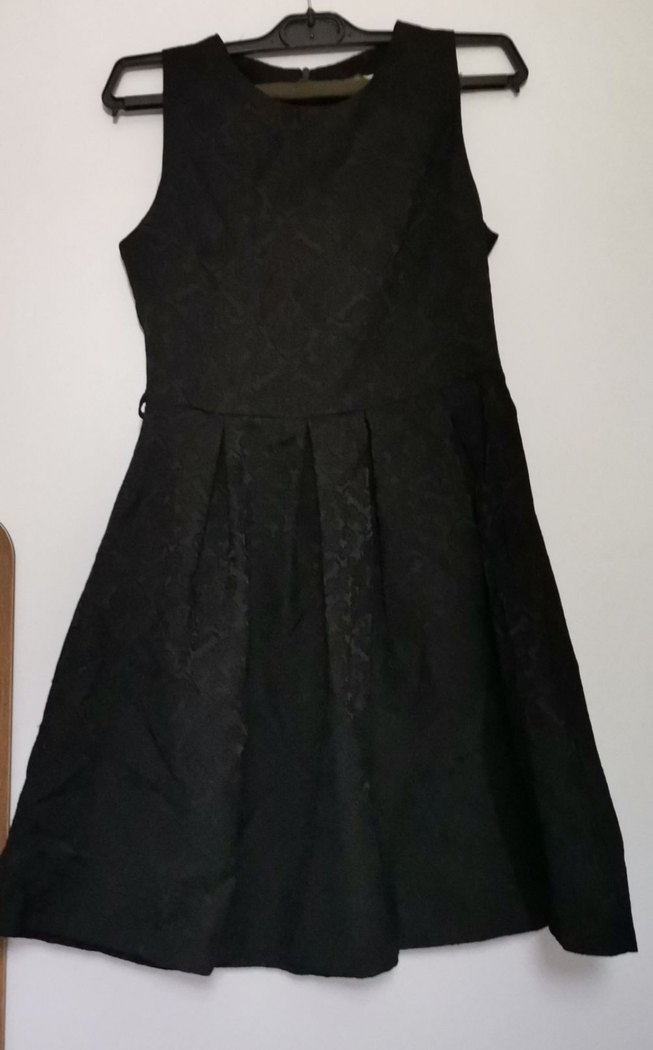 Siyah Midi Kolsuz V Yaka Pilili Elbise - Görsel 3