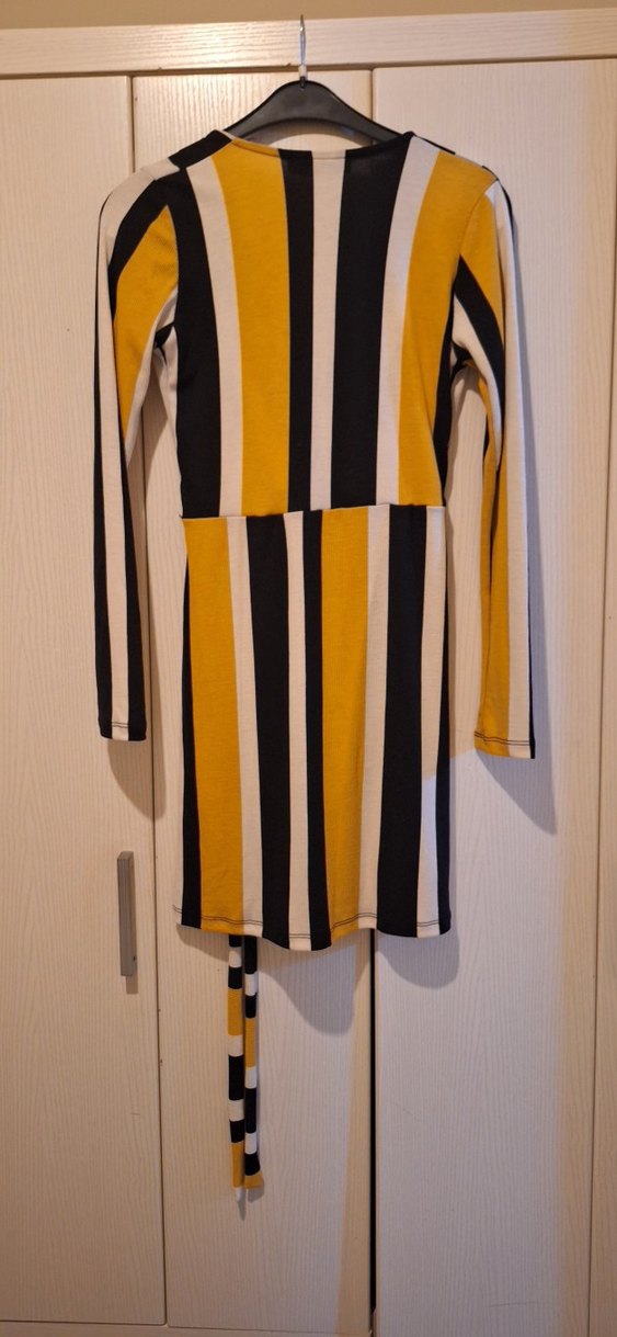 Çizgili Sarı Uzun Kollu Kısa Elbise - Görsel 5