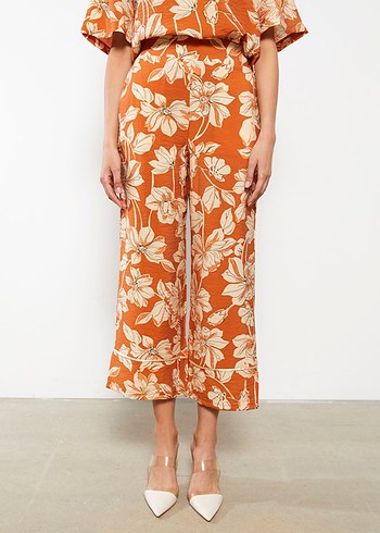 Çiçek Desenli Bej Midi Kadın Pantolon - Görsel 3