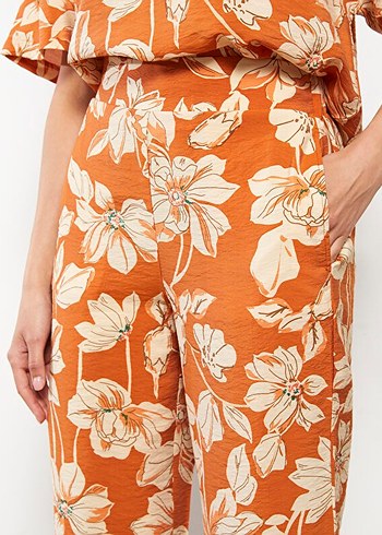 Çiçek Desenli Bej Midi Kadın Pantolon - Görsel 2