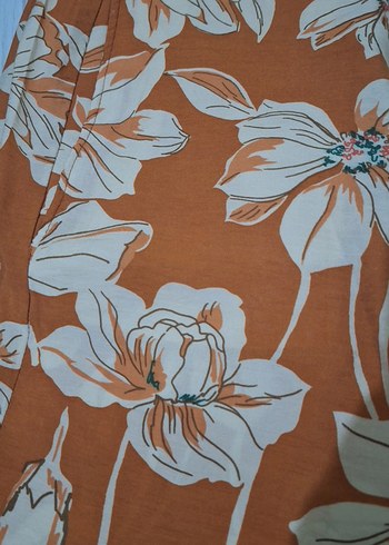 Çiçek Desenli Bej Midi Kadın Pantolon - Görsel 4