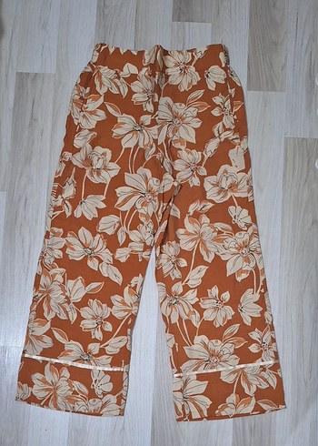 Çiçek Desenli Bej Midi Kadın Pantolon - Görsel 6