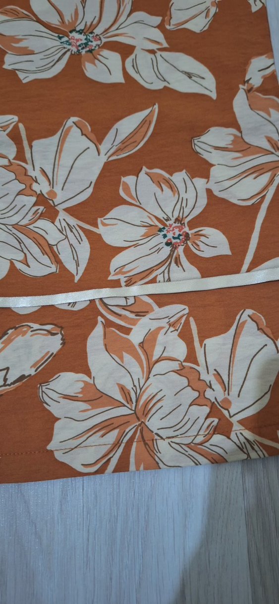 Çiçek Desenli Bej Midi Kadın Pantolon - Görsel 5