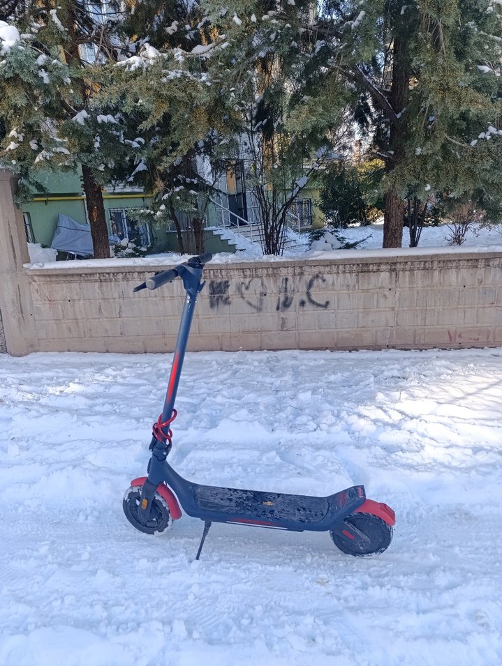 Mavi Çocuk Scooter'ı Red Bull Racing - Görsel 4