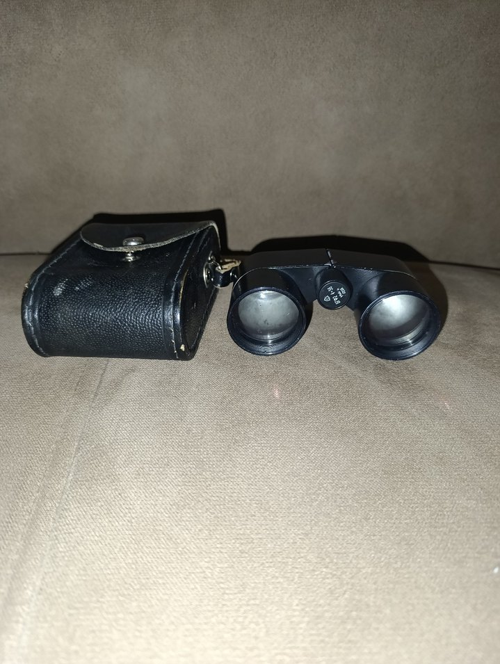 Tokalı Siyah Erkek Kartlık antika bir durbundur çok deyerlidir - Görsel 3