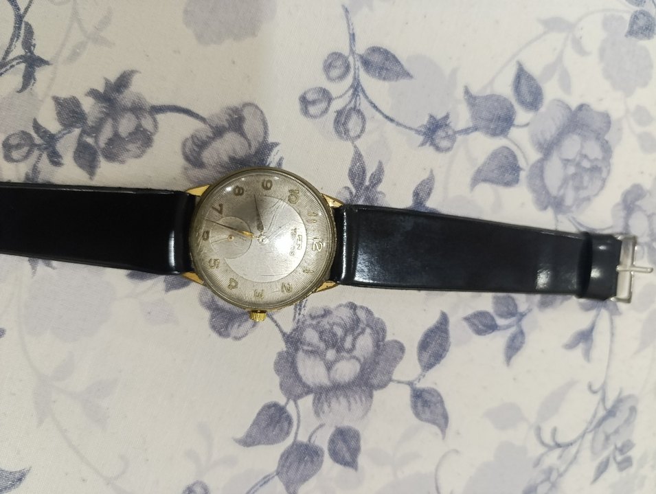 Klasik Altın Tonlu Vintage Erkek Saati - Görsel 4