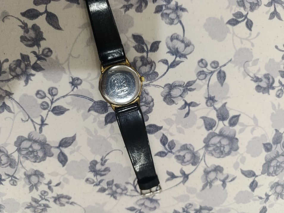 Klasik Altın Tonlu Vintage Erkek Saati - Görsel 3