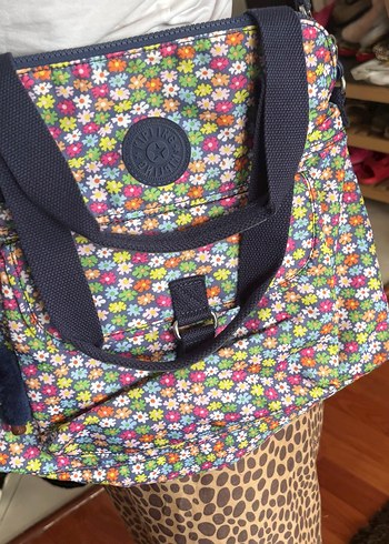 Çiçek Desenli Çok Renkli Kadın Çapraz Çanta - Görsel 4