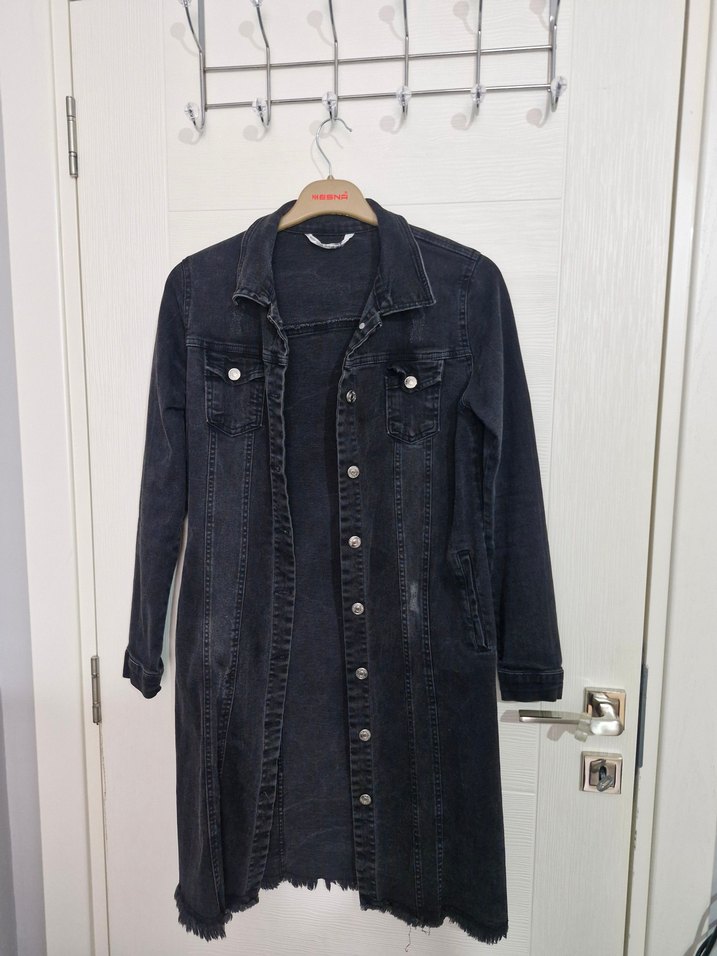 Düğmeli Siyah Uzun Kadın Ceket - Görsel 2