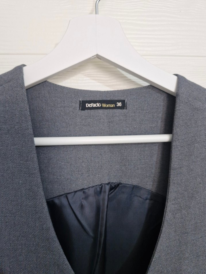 DEFACTO Düğmeli Gri Kadın Yelek - Görsel 3