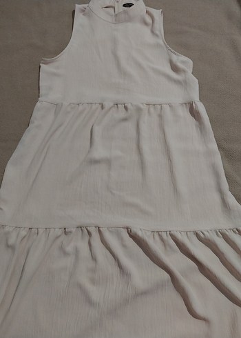 Bej Kolsuz Yüksek Yakalı Uzun Elbise - Görsel 2