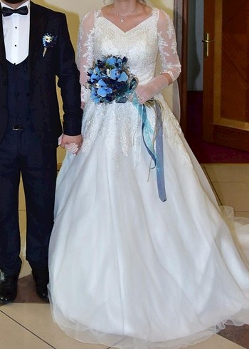 Dantel Detaylı Fakir Kol Beyaz A Kesim Gelinlik - Görsel 2