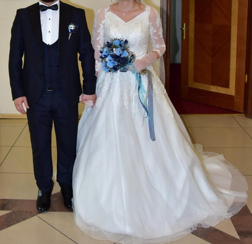 Dantel Detaylı Fakir Kol Beyaz A Kesim Gelinlik - Görsel 2