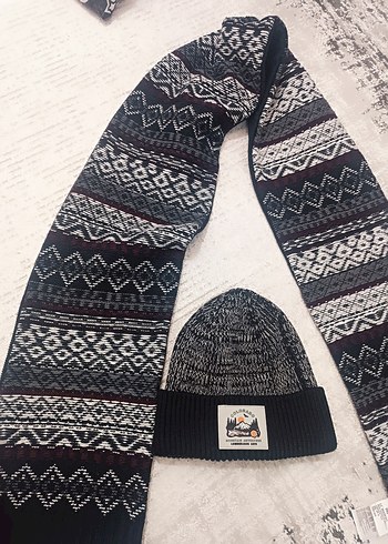 Erkek Bere ve Atkı oğluma hediye geldi etiketiyeni kullanılmadı - Görsel 2