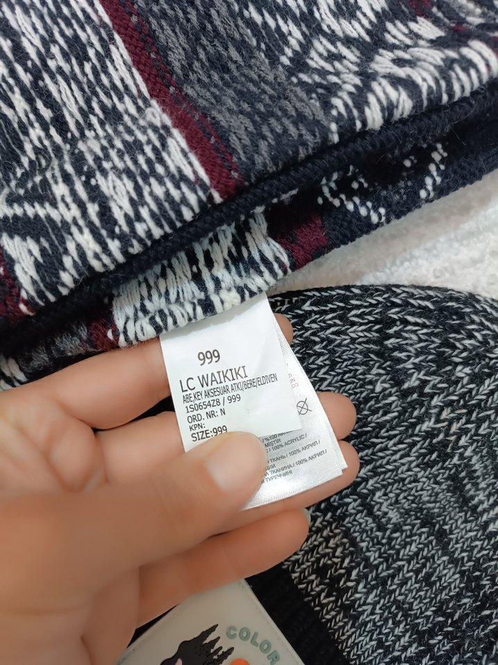 Erkek Bere ve Atkı oğluma hediye geldi etiketiyeni kullanılmadı - Görsel 3