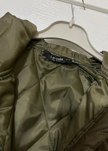 Düğmeli Kapitone Kadın Yelek - Görsel 3