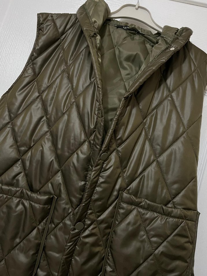 Düğmeli Kapitone Kadın Yelek - Görsel 2