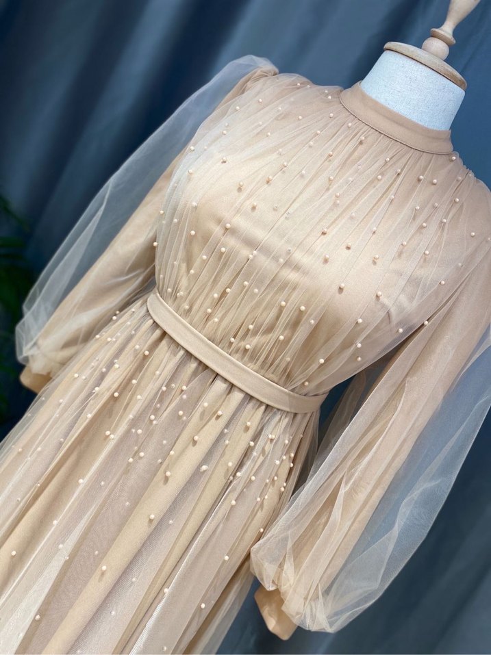 İşlemeli Bej Uzun Kollu Abiye Elbise - Görsel 3