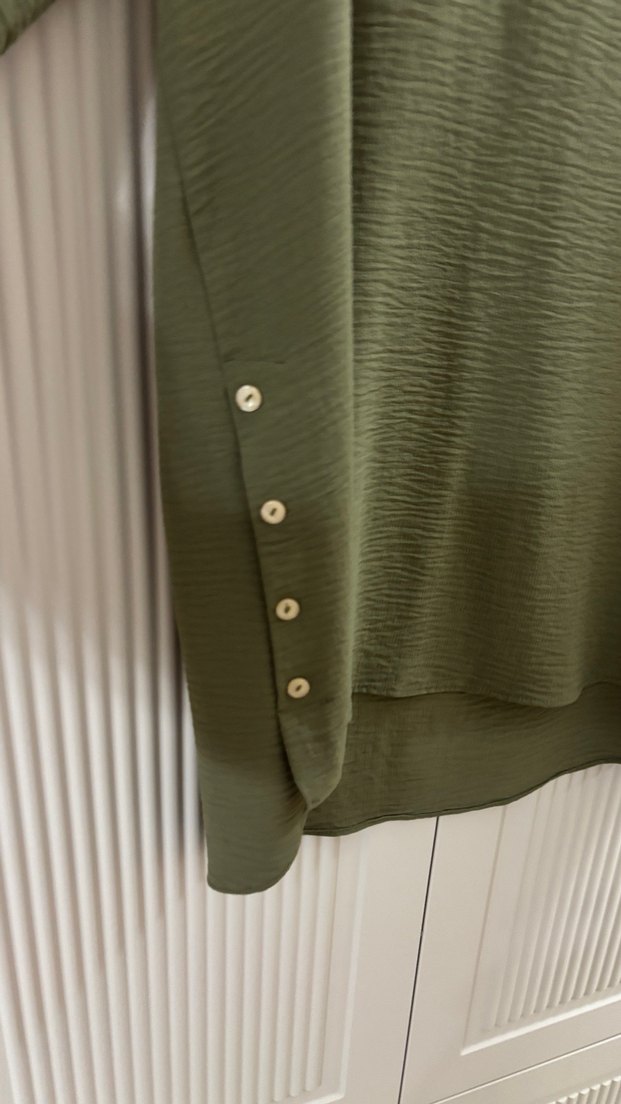 Düğmeli Uzun Kollu Haki Tunik - Görsel 3