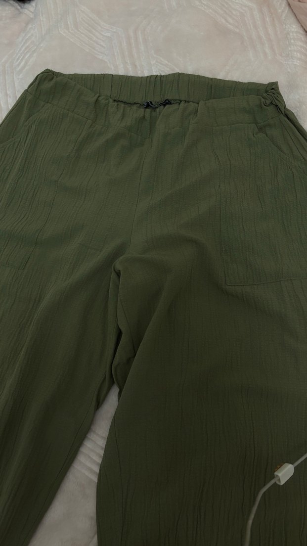 Kadın Haki Keten Pilili Bol Pantolon - Görsel 4