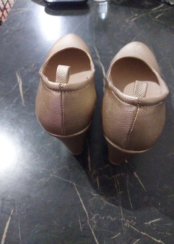 Bej Parlak Tokalı Dolgu Topuk Kadın Babet - Görsel 4