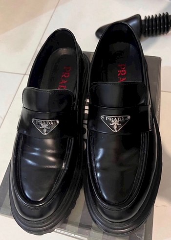 Prada ürünü