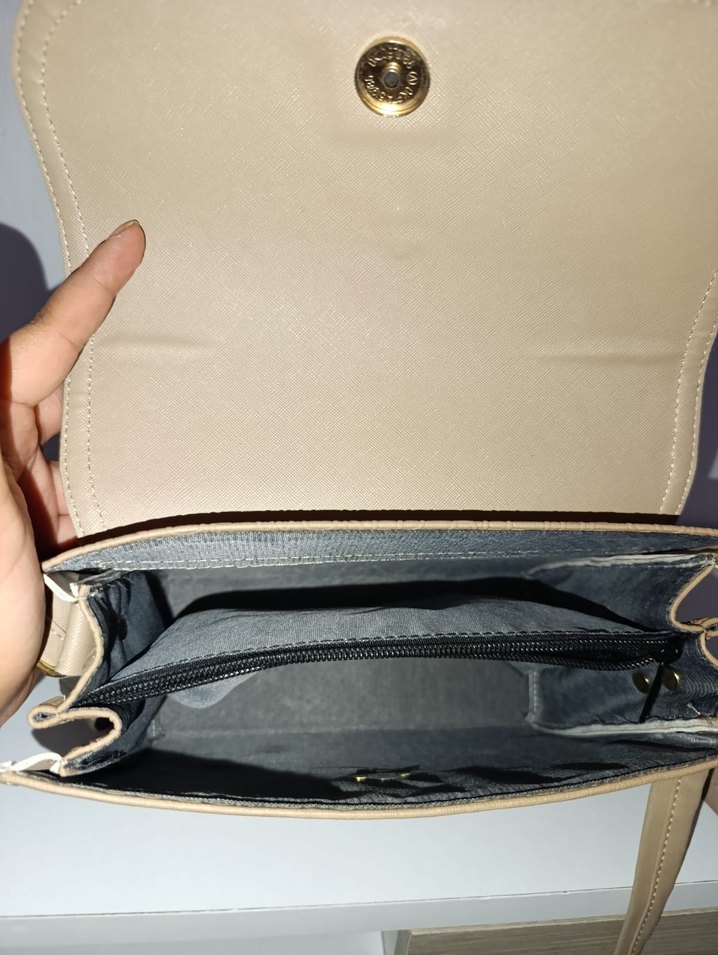 Bej Deri Kadın Çanta Püsküllü - Görsel 3