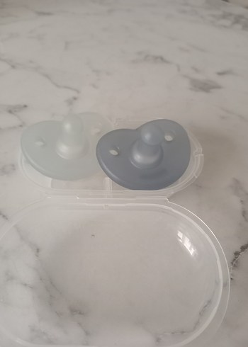 Gri ve Beyaz Emzik Seti - Görsel 2