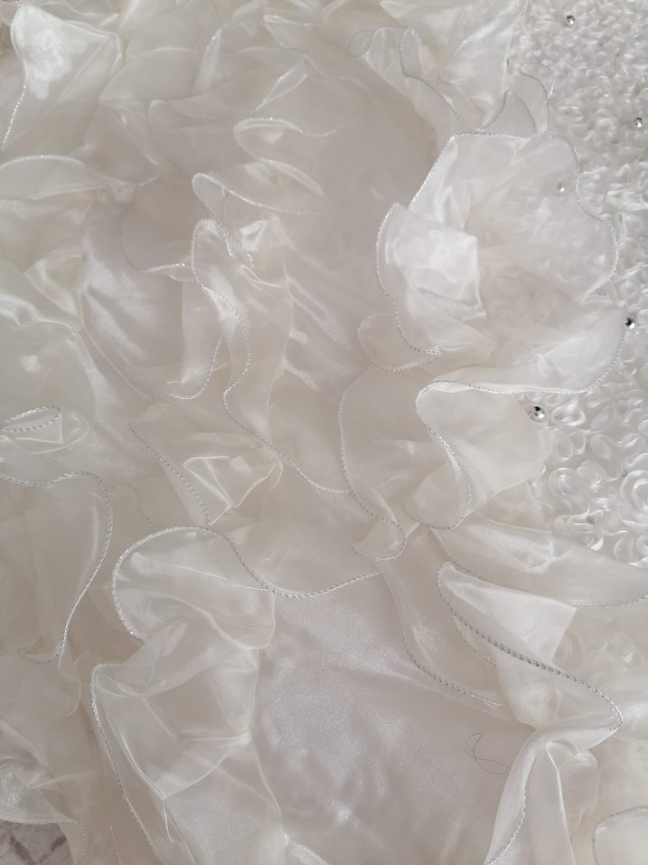 Beyaz Parlak Düz Yatak Örtüsü - Görsel 5