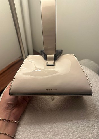 Piu Fortio Üçgen Çanta - Görsel 2