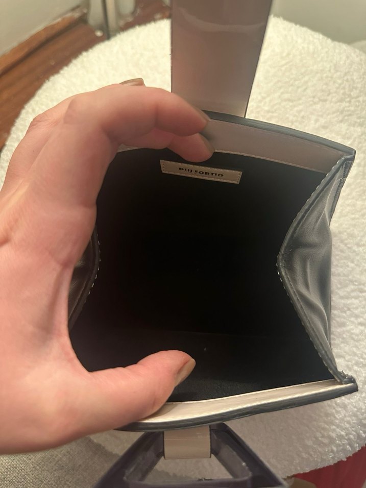 Piu Fortio Üçgen Çanta - Görsel 4