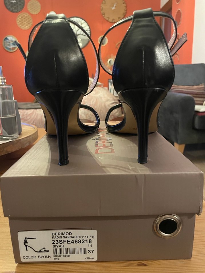 Derimod Gerçek Deri Topuklu Sandalet - Görsel 4